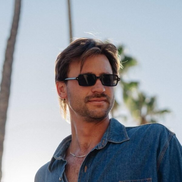 Small Retro Cuadrados Negro